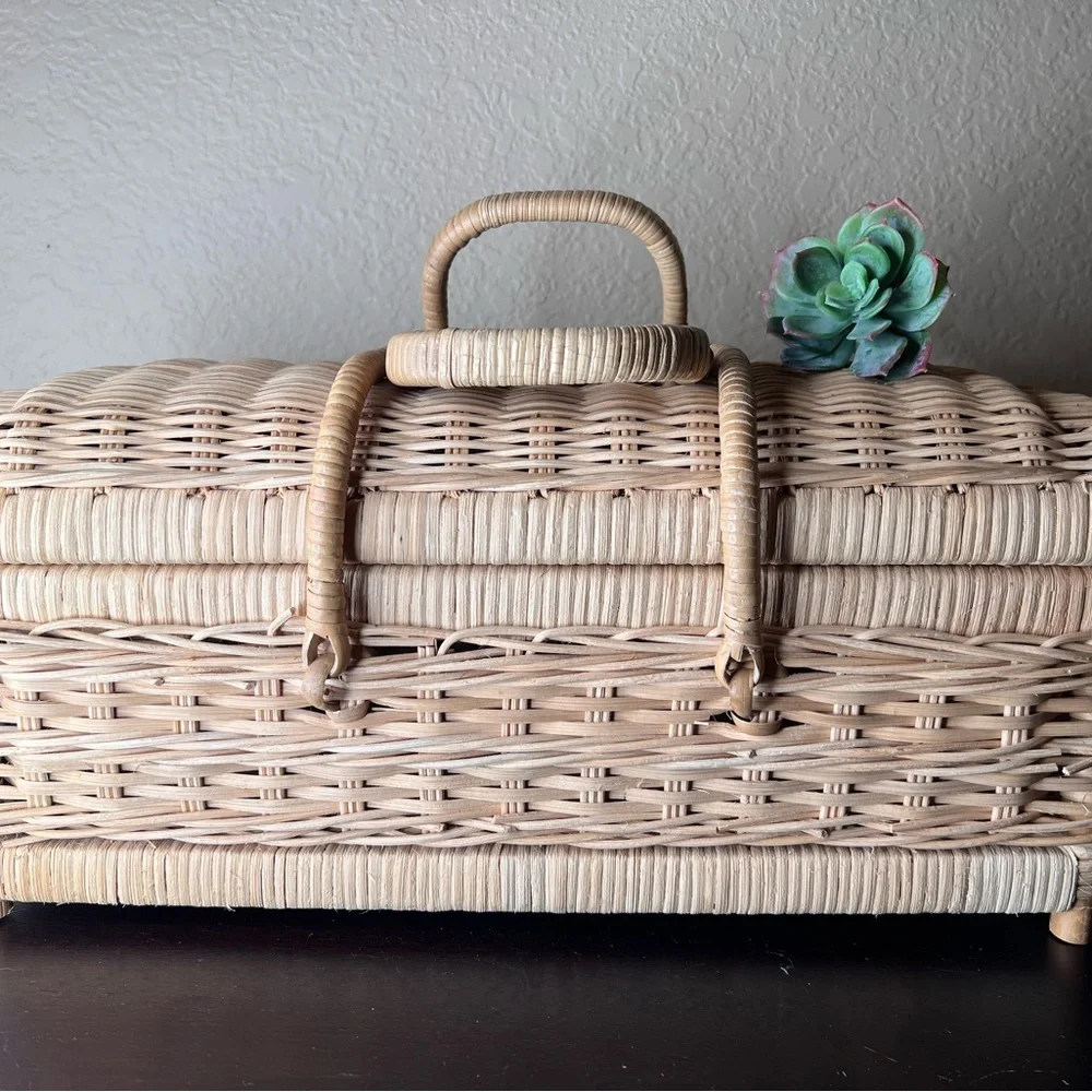 Vintage Wicker / Rattan Woven Picnic Basket w Handles, Needlework Storage, Craft